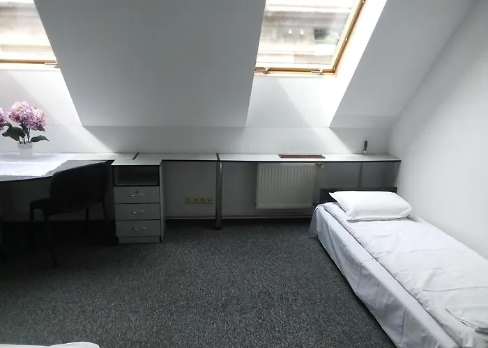 Wiarus بيت شباب